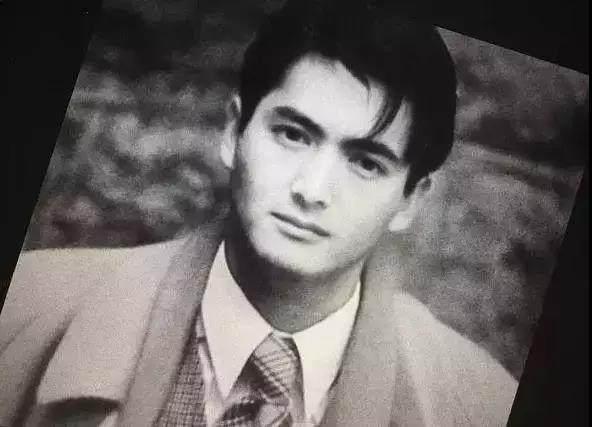 香港十大男星年轻时的帅照, 你心里排第一的是