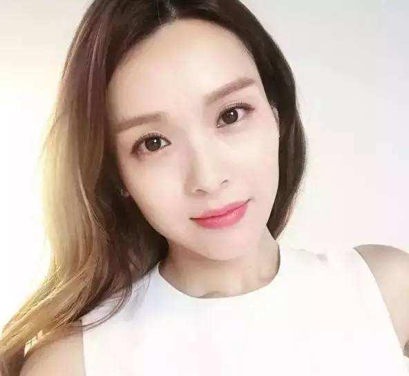 电视剧《夸世代》的女主角李佳芯为什么能受TVB力捧?