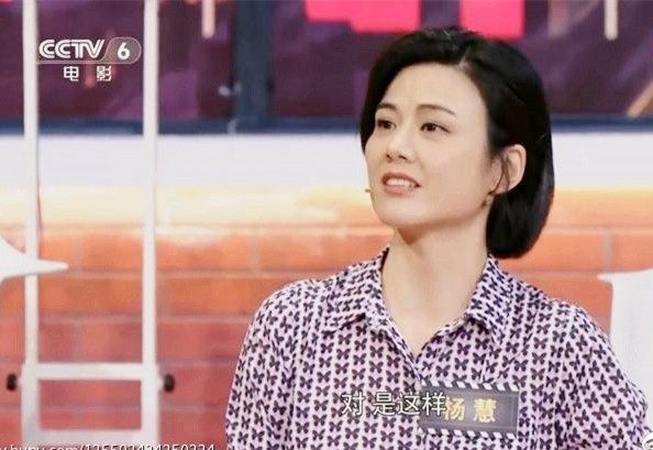 53歲劉嘉玲開(kāi)同學(xué)會(huì)，才發(fā)現(xiàn)明星跟路人的區(qū)別太大了