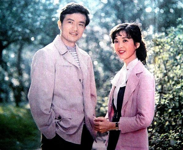 80年代女神龚雪，和张铁林主演电影获双料影后，急流勇退嫁给爱情