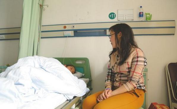 女儿哭着让我多住几日，女婿在房间小声说话，我决定留下不走了