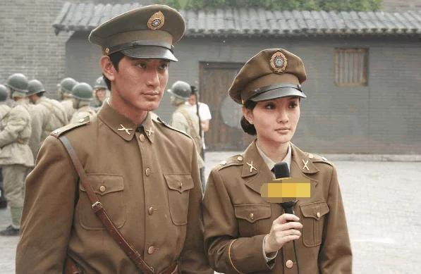 李小璐爸爸身家背景竟然如此强大！网友：李被偏爱的都有恃无恐了