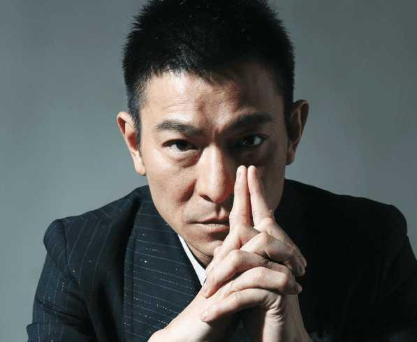 天佑怼刘德华, 我年收入过亿, 比你红, 岁数那么