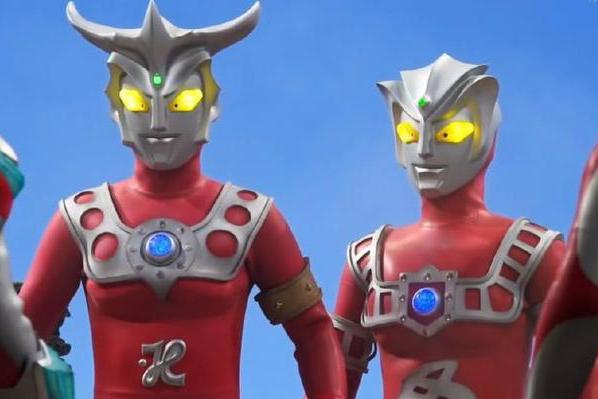 佐菲是奥特兄弟中最惨的一位,雷欧曾大战奥特五兄弟