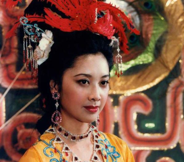 《西游记》中唐僧是喜欢女儿国国王的，只是被蝎子精破坏了感情