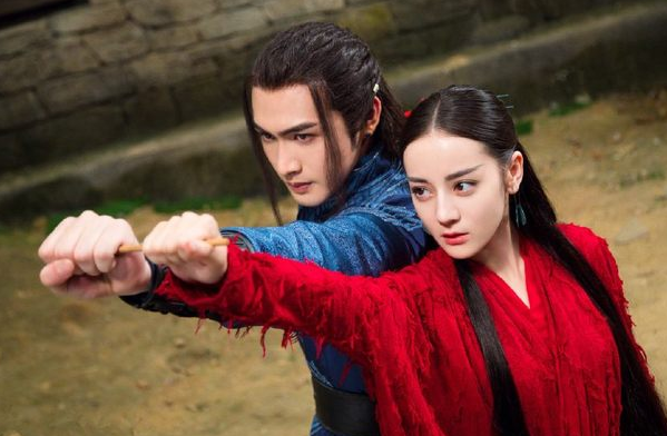 姬传到烈火如歌,热巴饰演的角色说明:出来混,迟