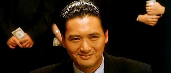 最霸气的就是赌神中的大背头,油光呈亮!赌桌上谈笑风生,笑傲江湖!