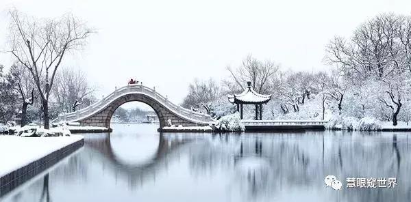 2018年西湖第一场雪:晴湖不如雨湖，雨湖不如月湖，月湖不如雪湖