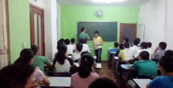 史上最严!赤峰中小学老师这样做,将被取消教师资格!