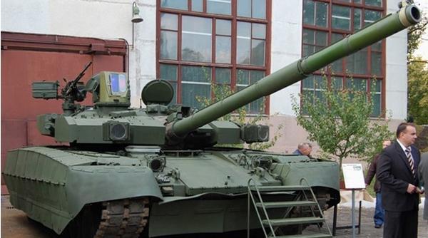 韩国K2“黑豹”竟排第二，中国一个没上！世界十大主战坦克排名