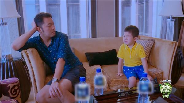 我是歌手天价冠名费曝光, 一瓶水2500万, 这钱