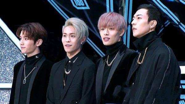 偶像练习生里最穷的一个组合, 公司给他们众筹