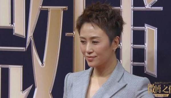 微博之夜李易峰发福严重,王源晋升比心界泥石