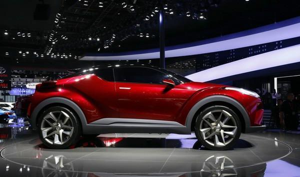 丰田小型suv10万左右,丰田suv8至10万元 丰田奕泽12的小型suv