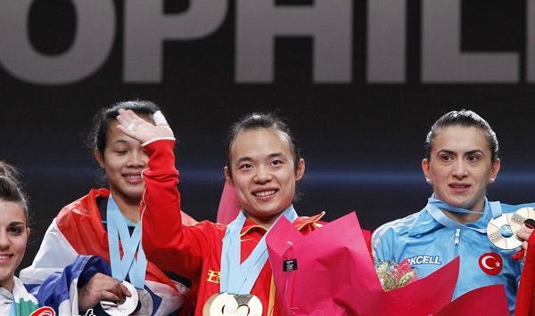 中国昔日举重霸主因帮派利益被牺牲，如今再次无缘奥运销声匿迹