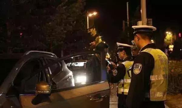 交警提醒: 这五种情况也算酒驾! 坐酒驾车, 副驾