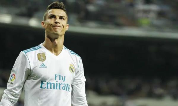 C罗加盟中超 皇马旧将被诅咒中国踢球 你们当