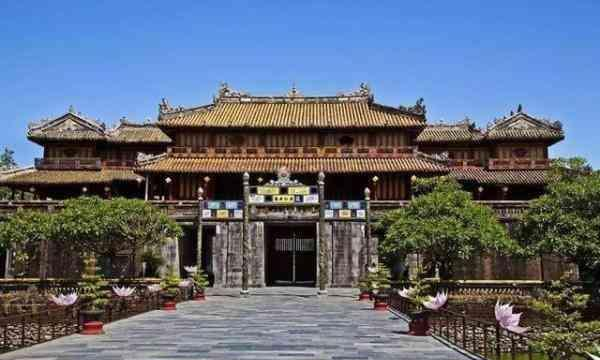 外国人问越南人是东亚人吗? 越南网民: 视情况