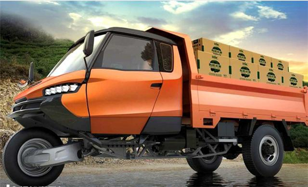 五征进军汽车市场 造10万左右C型房车!