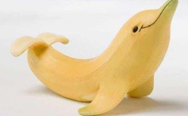 香蕉皮的功效与作用?经常见奶奶这样做,原来香