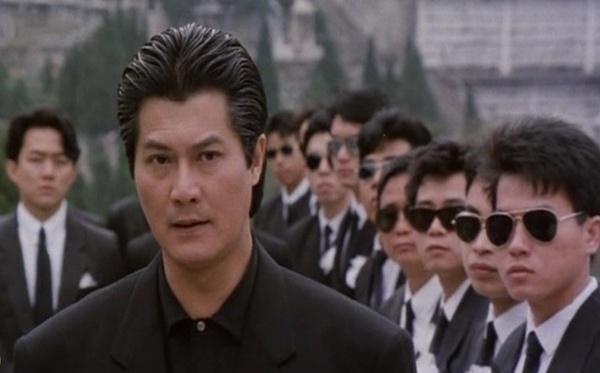 为什么连向华强都要向邓光荣低头?