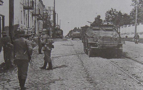 二战时,苏军西方面军司令员巴甫洛夫为何惨遭