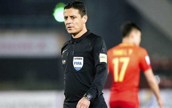 中国足球今夜扬眉吐气!日媒哀嚎亚冠属于中超