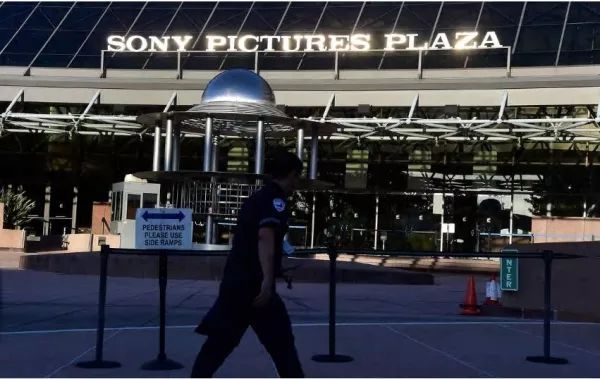 座落于美国加利福尼亚州洛杉矶的索尼影视广场（Sony Pictures Plaza）