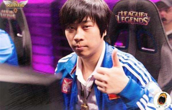 LOL焦点访谈点名封杀卢本伟,事后粉丝1个举动