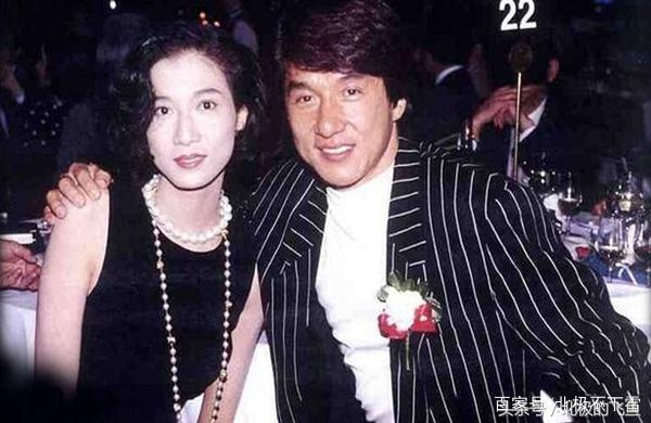 向太一句话道出，成龙为何小龙女不管不顾，背后真相令人心酸！