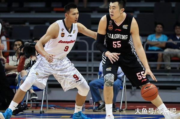 中国男篮蓝队VS新西兰队 杜锋不想输给李楠