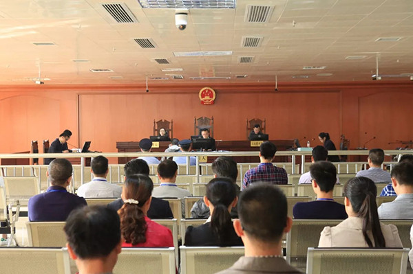 来宾发改委原主任陆刚受贿获刑十年半,曾伙同特殊关系人受贿