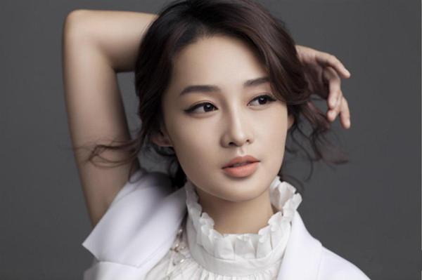 娱乐圈五位90后美女,迪丽热巴第四,第一才貌双绝