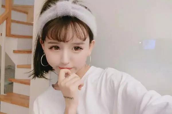 快手网红6大美女,杨清柠炫迈妹儿上榜,你看好