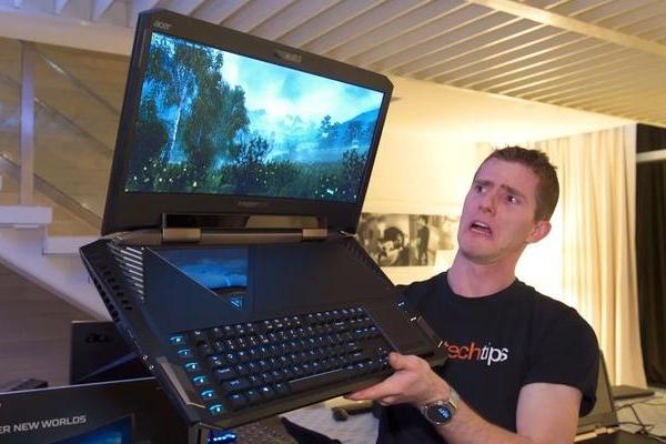 玩游戏用游戏本和台式机?我还是选择台式机!