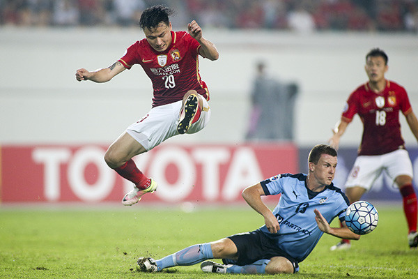 中超4队冲击亚冠:外援政策有利上港,申花三线