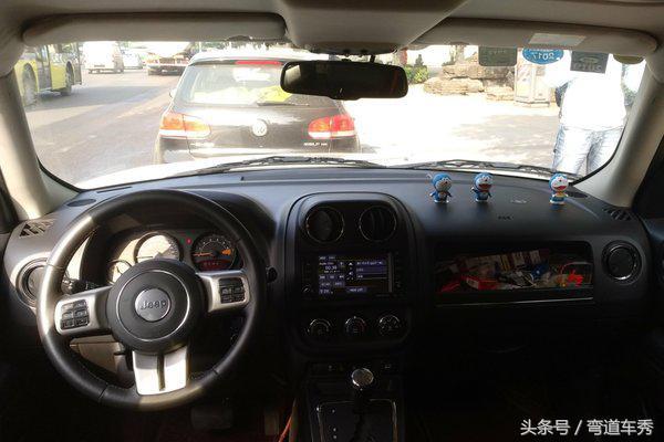 Jeep-自由客 2014款 2.0L 运动增强版,运动能力十足,男人的选择