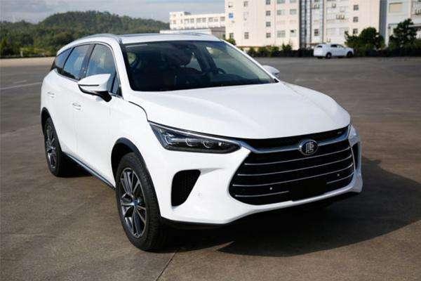 BYD顺应民意为唐换新车标，龙脸造型，4.9秒破百，关键18万起