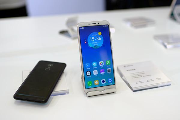 荣耀9青春版1199值不值? 对比红米5 Plus、36