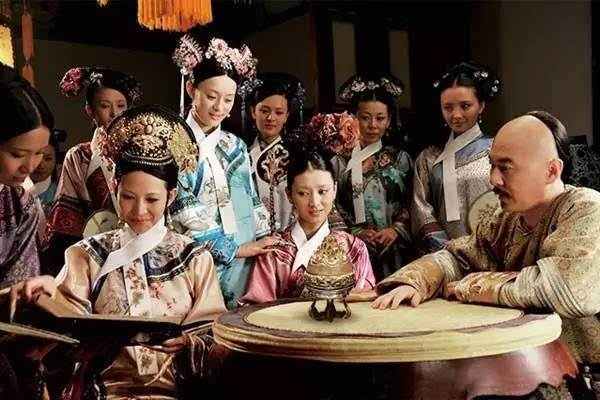 古代皇帝后宫妃子的等级划分?