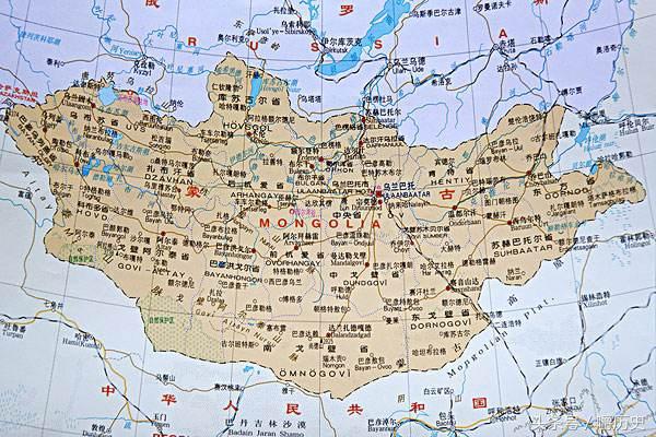 亚洲第一个社会主义国家，也是亚洲第一个放弃社会主义制度的国家