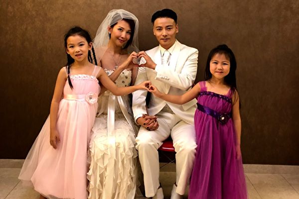 婚纱礼服全家福