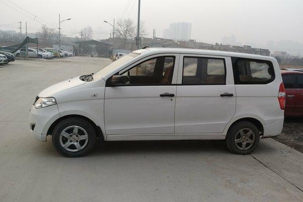 我们自己凑钱买车上学, 五菱宏光, 兄弟若不嫌弃