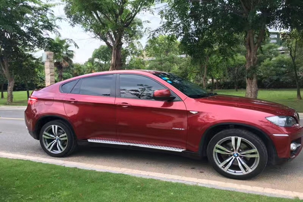 黄江二手车2012年宝马x6--3.0t/枣红色黄内/美版四座