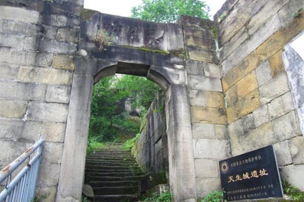 重庆万州区有多少人口_“磁场”效应显现!万州城区人口集聚能力增强(2)