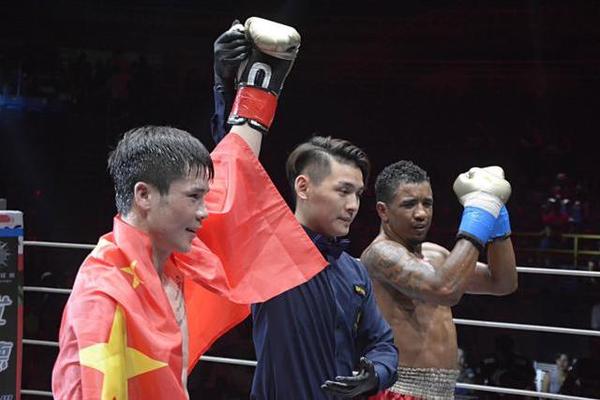 邱建良能升至70公斤级打伪娘,迎战雅桑克莱咋