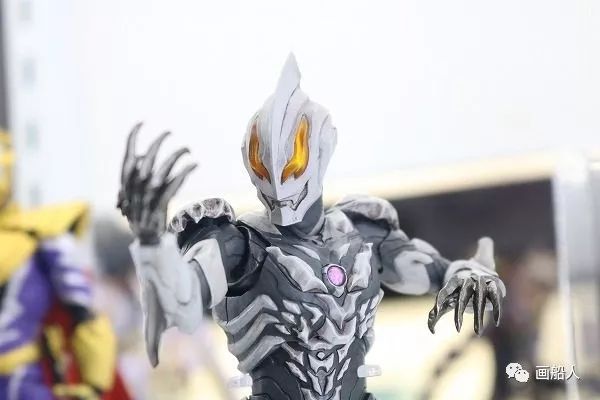 贝利亚前传第82章:秒杀佐菲,诺亚奥特曼降临时