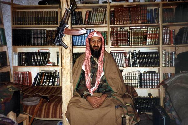 本拉登妻子回忆丈夫被杀:喘着粗气对她说,美国