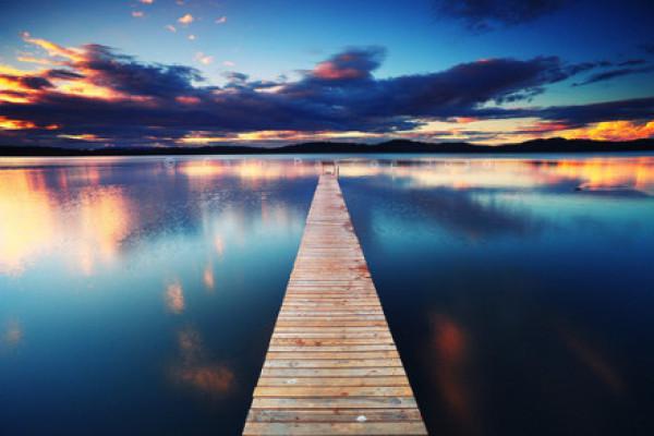 以距离为话题的作文!