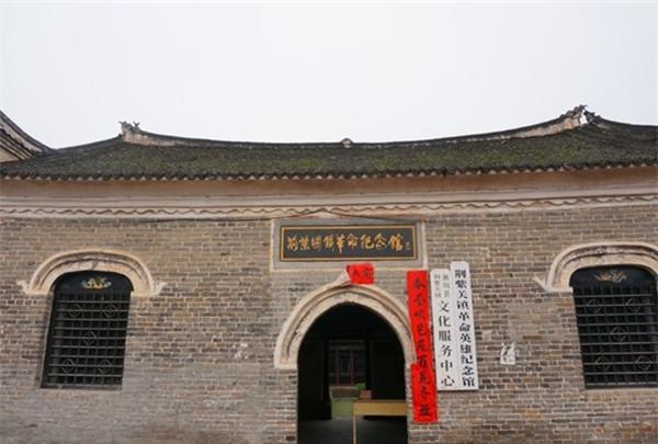 河南的飞地村庄被湖北包围却不愿归湖北,女子